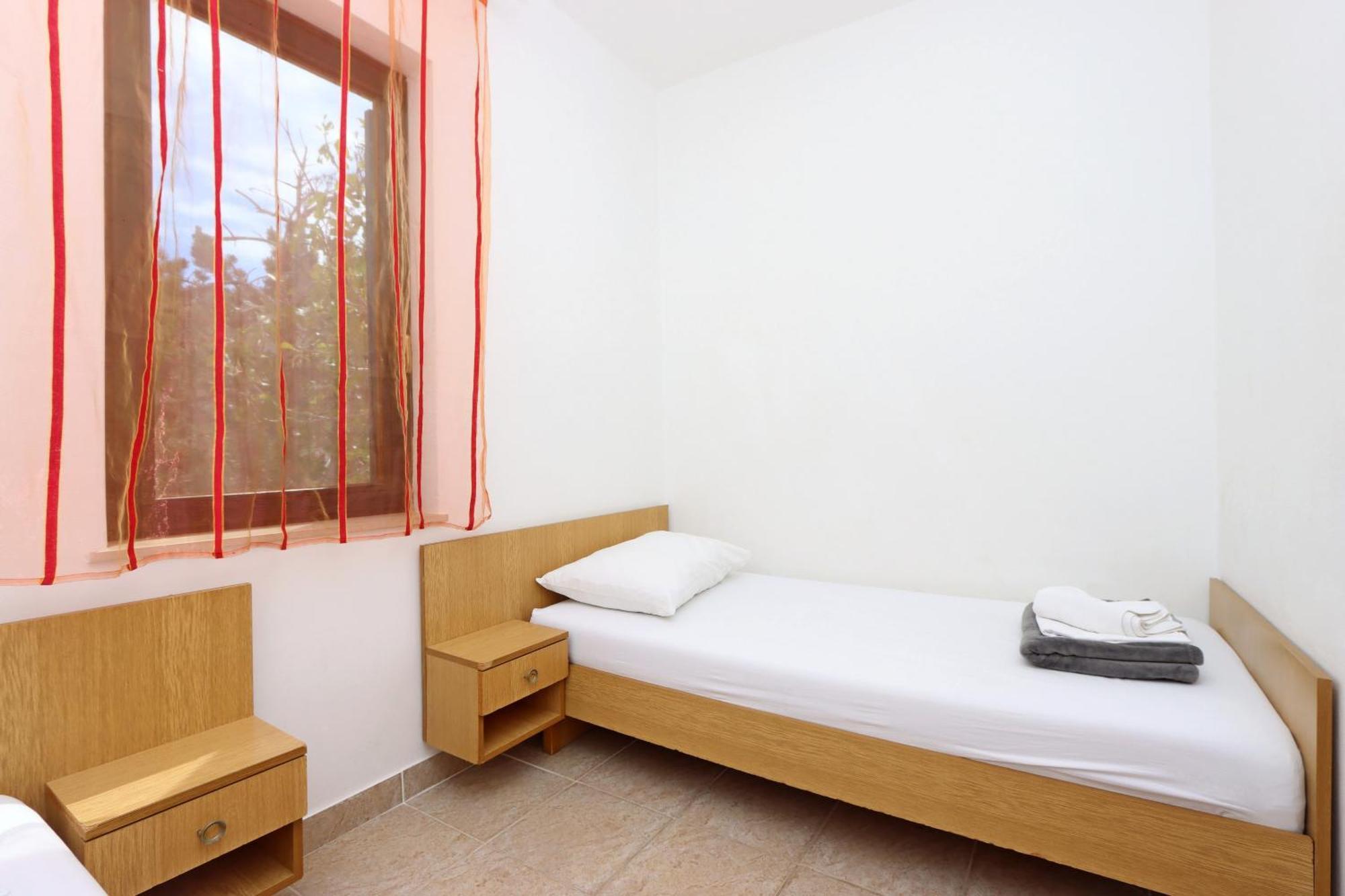 Apartments With A Parking Space Pag - 18345 Pag Town Cameră foto